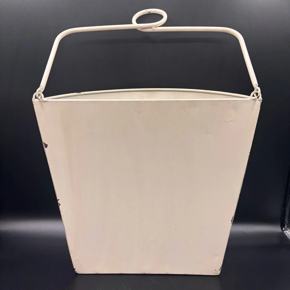 Kirklands Wall Door Bucket Metal‎ Peace Love Joy Christmas Holiday White Red